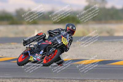 media/Oct-30-2022-CVMA (Sun) [[fb421c3cec]]/Race 6 500 Supersport-350 Supersport/